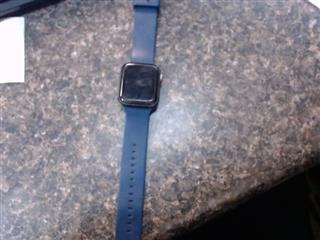 USED APPLE WATCH SERIES 4 A1977 AS IS FOR PARTS OR REPAIR
